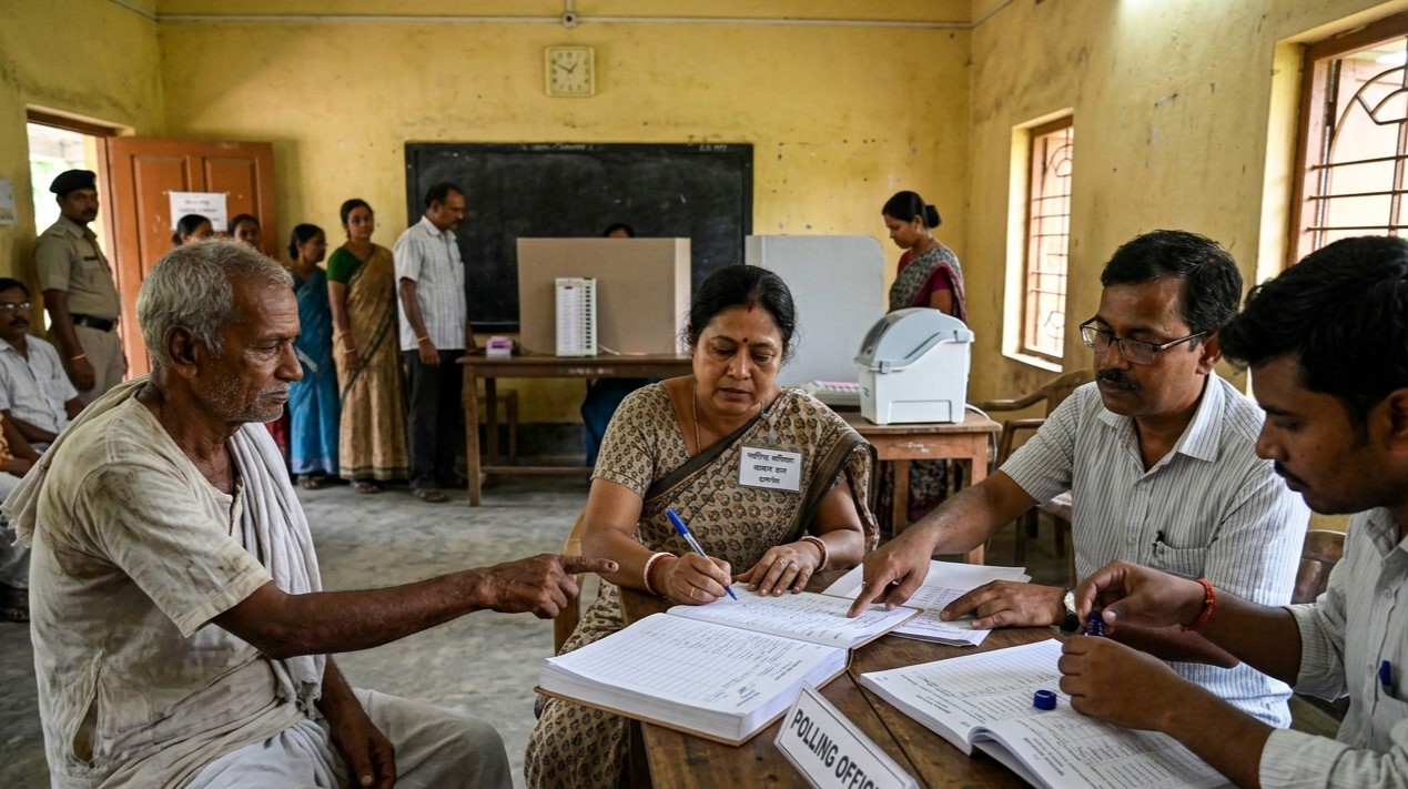 West Bengal Election 2026 Polling Officer Remuneration Update: ভোট কর্মীদের নতুন পারিশ্রমিক তালিকা ও ভাতার সম্পূর্ণ গাইড।